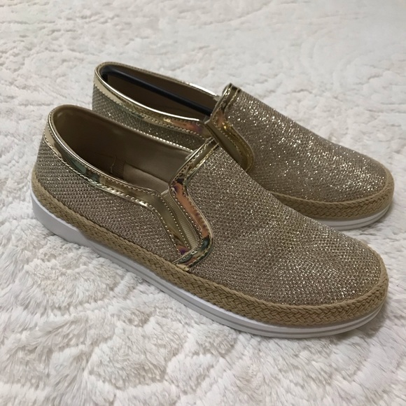 👟 Via Pinky Collection Gold Winnie Sneakers - Picture 13 of 16